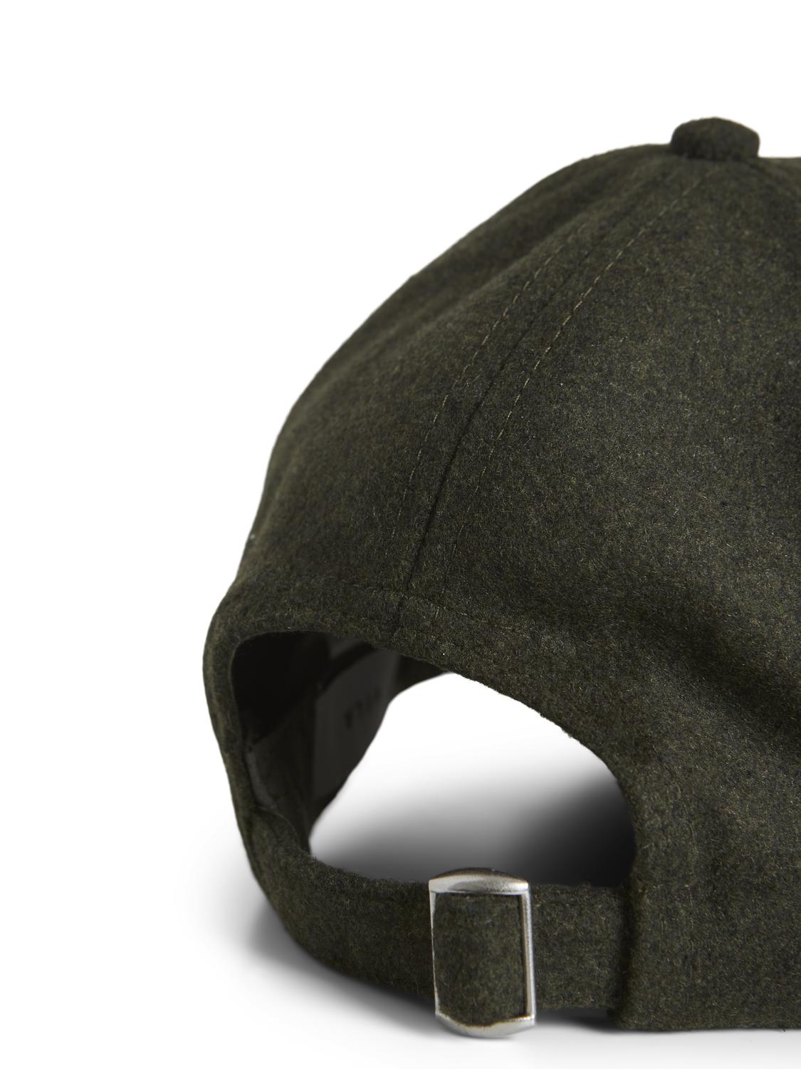 model_shot-front_full